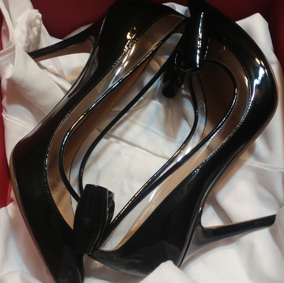 AUTHENTIC VALENTINO GARAVANI - Picture 1 of 7